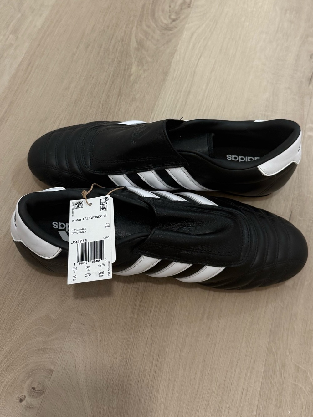 NWT adidas Taekwondo sneakers US Men’s 8.5 Women’s 10
